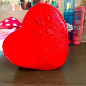 Bath & body works heart bag